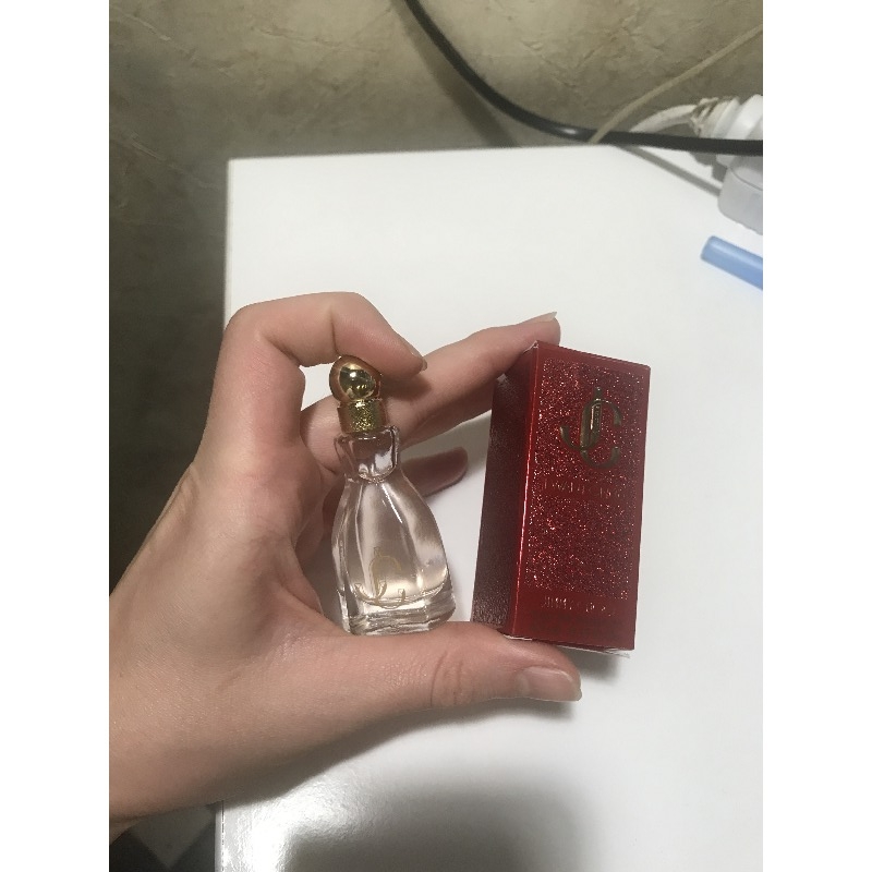 Jimmy Choo I Want Choo - купить женские духи, цены от 220 р. за 2 мл
