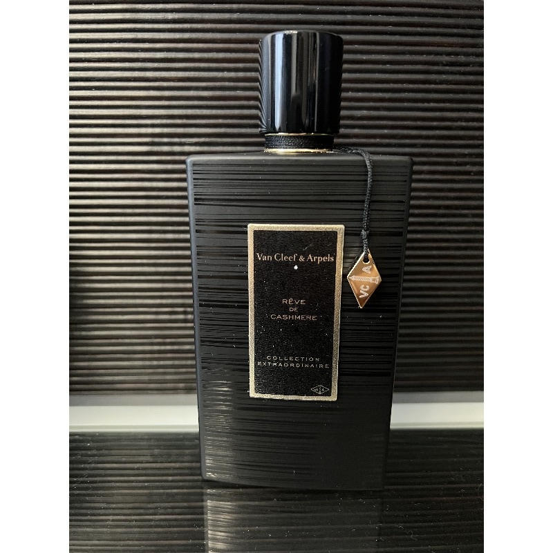 Van Cleef & Arpels Reve de Cashmere купить духи, цены от 710 р. за 2 мл