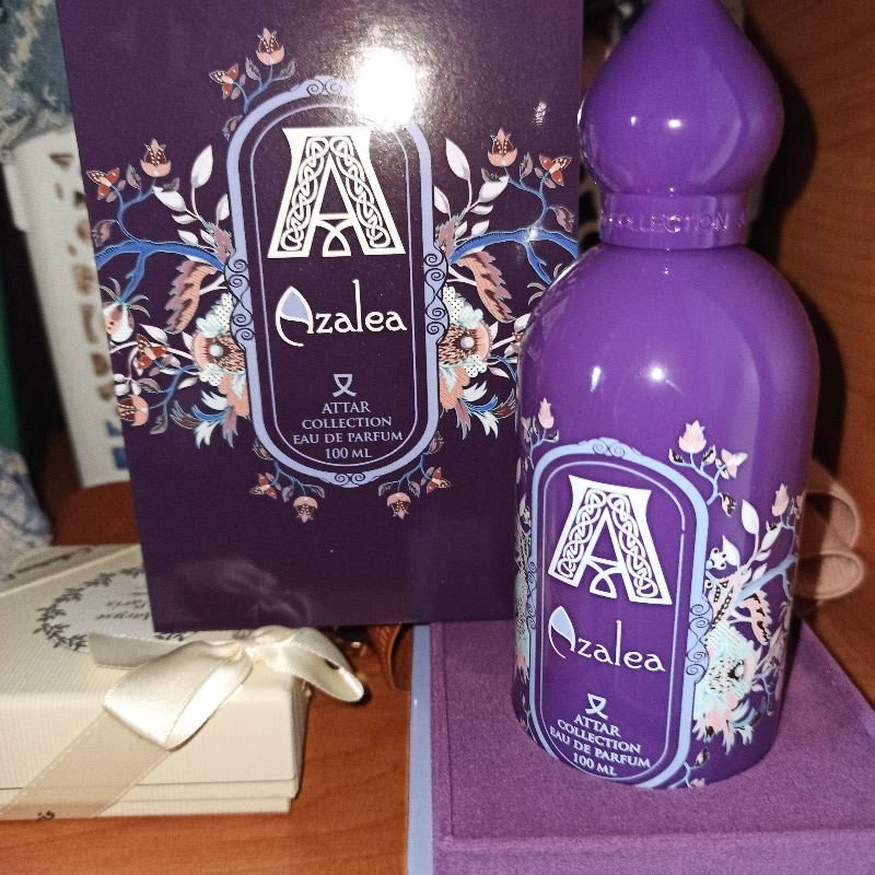 Throne attar collection. Attar collection azalea. attar collection надпись. azalea attar collection аксессуары.