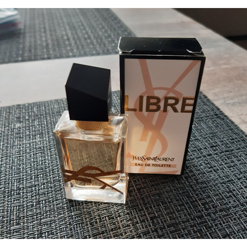 Yves Saint Laurent Libre - купить женские духи, цены от 260 р. за 1 мл