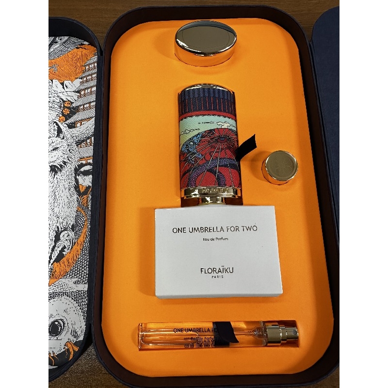 Floraiku One Umbrella for Two - купить духи, цены от 700 р. за 1 мл