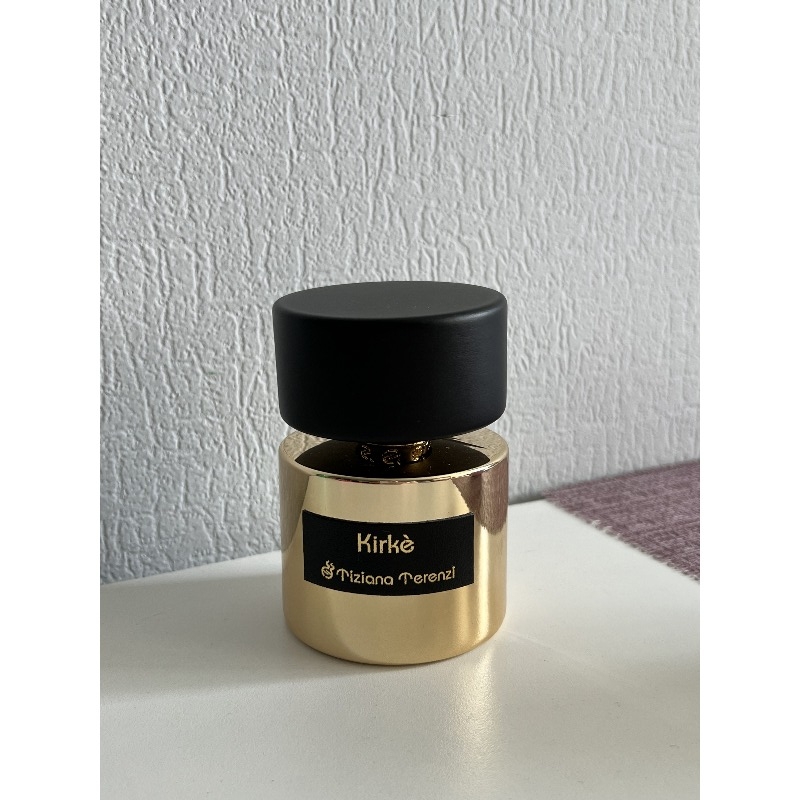 Великолепные отзывы. Tiziana Terenzi Gold Rose Oudh. Тизиано терензи Кирке. Tiziana Terenzi Kirke 100ml Дубаи. Tiziana Terenzi Kirke, 100 ml