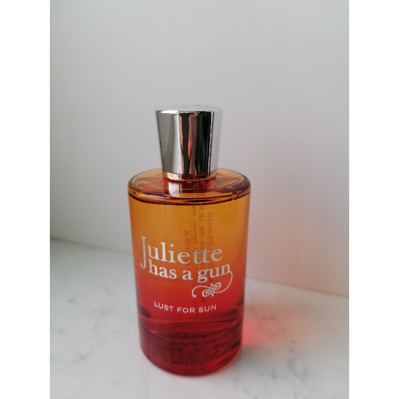 Juliette Has A Gun Lust For Sun - купить духи, цены от 250 р. за 2 мл
