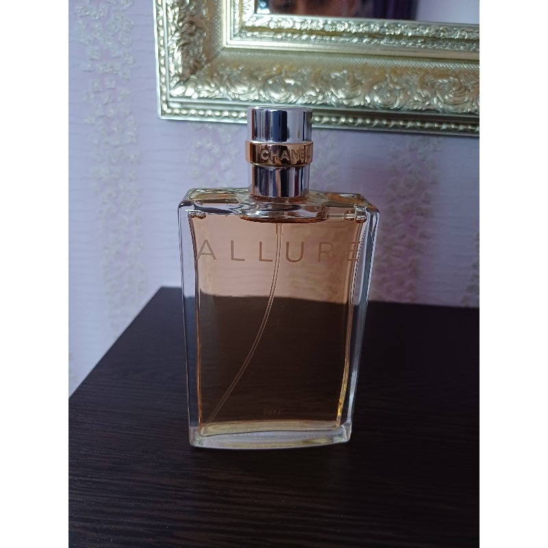 Chanel Allure - купить женские духи, цены от 450 р. за 2 мл