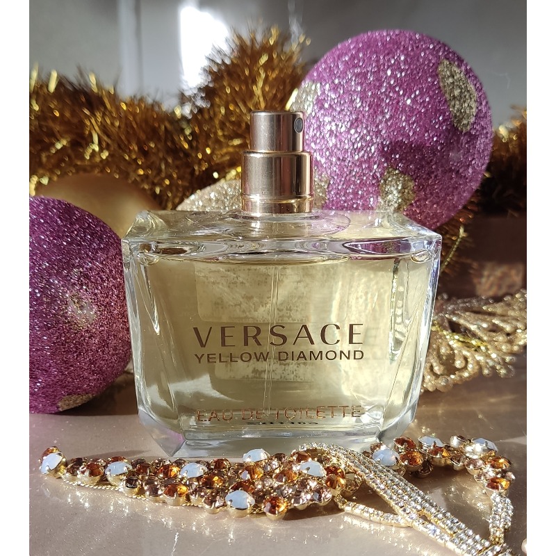 Versace Yellow Diamond - купить женские духи, цены от 150 р. за 1 мл
