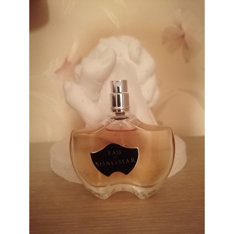 Guerlain Shalimar Eau de Toilette - купить женские духи, цены от 7120 р ...